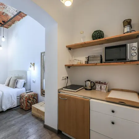 Puerta Del Sol Apartamento Economico Madri Exterior foto